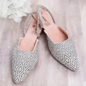 Beu Pedal Loom Slingback Pointed Flats