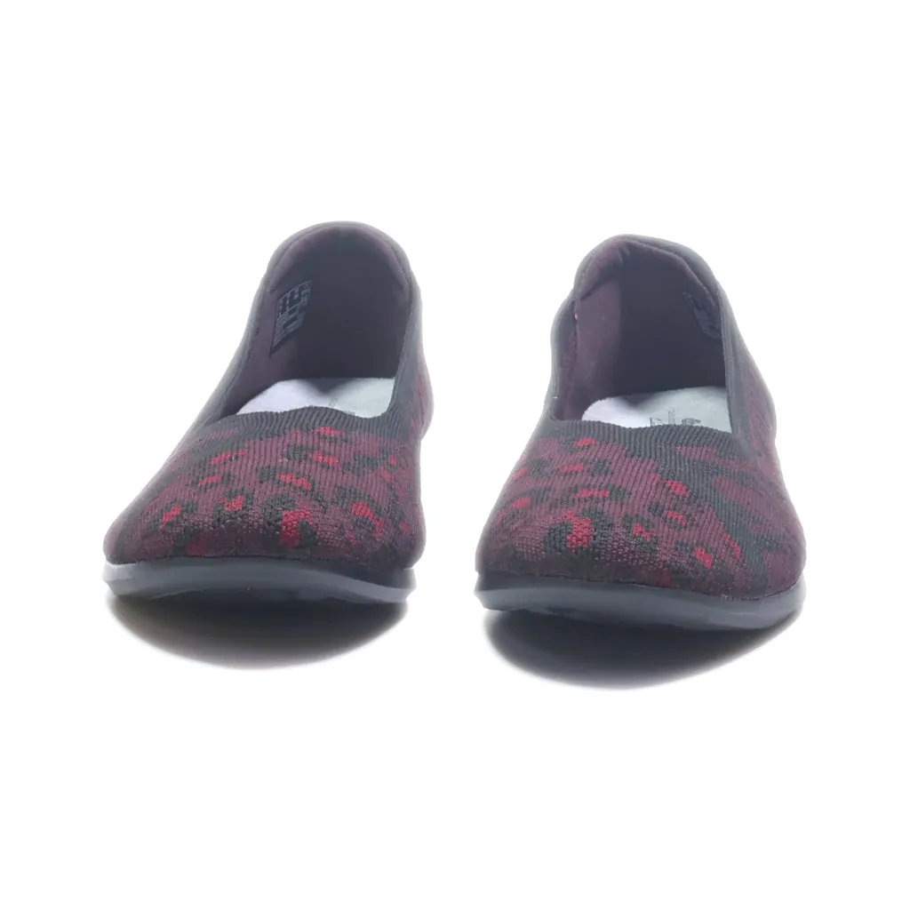 Clarks Ballerinas Fabric Maroon Colour For Women