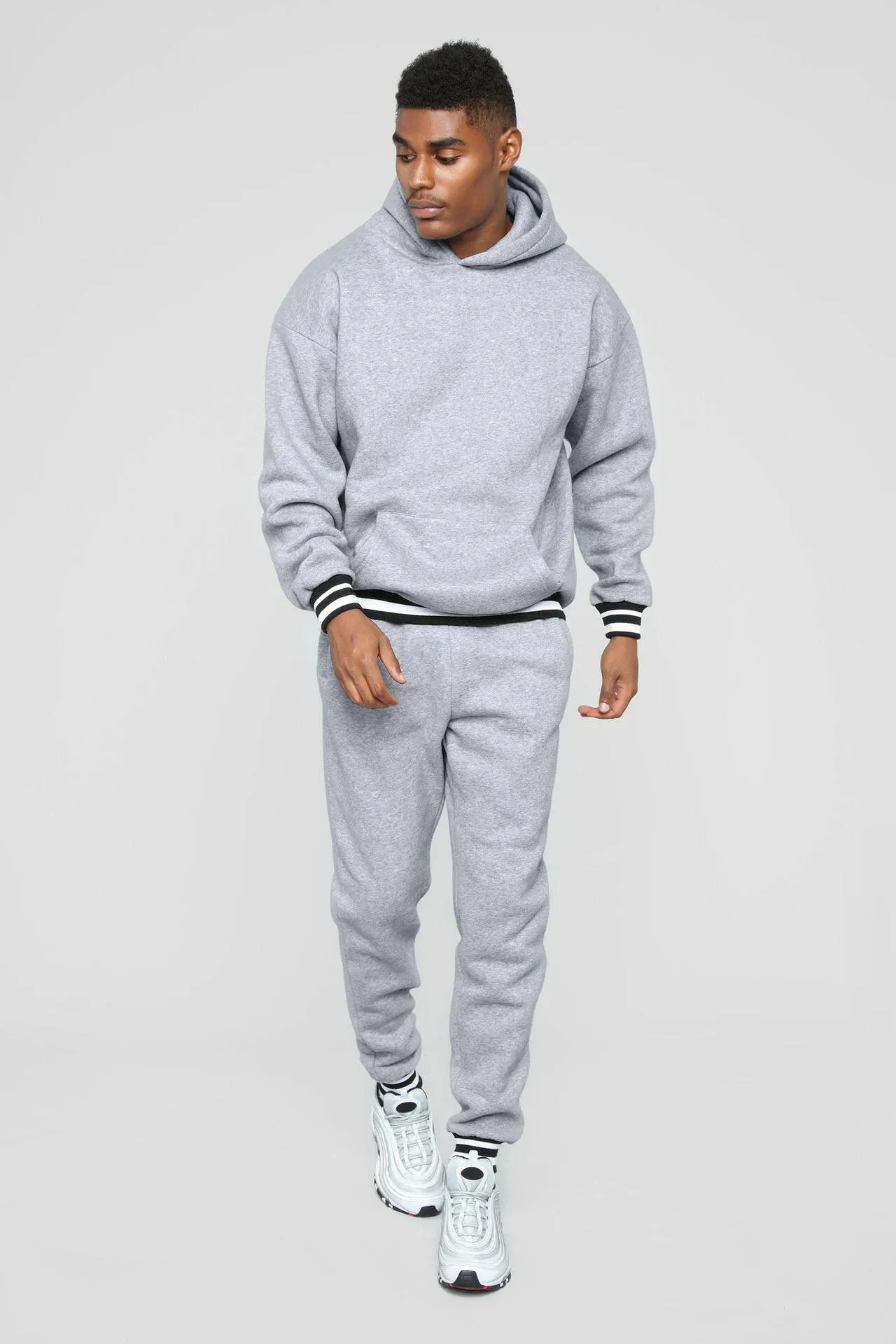 Custom High Quality Men Sweatsuits Set with Blank Design - Premium Comfort & Style