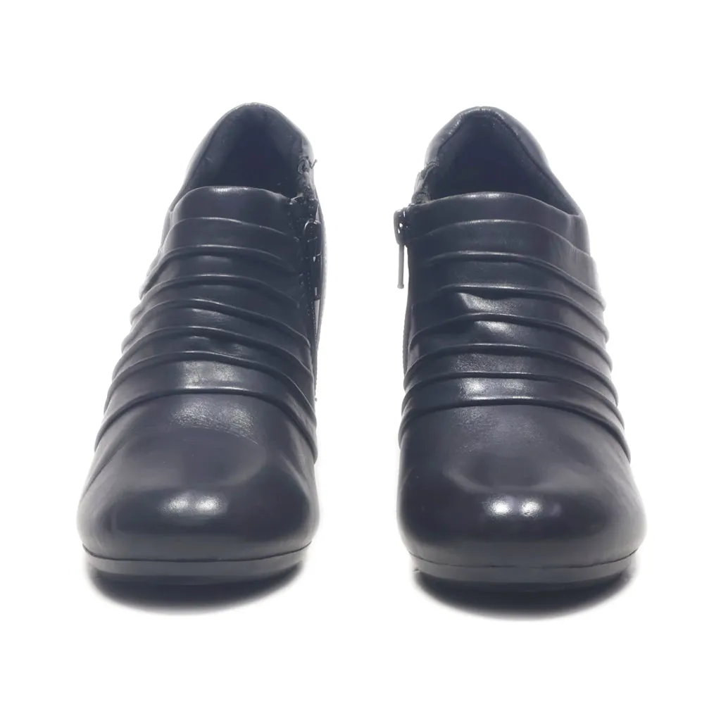 Denver Hayes Mid-Heel Shoes Leather Black Colour For Women