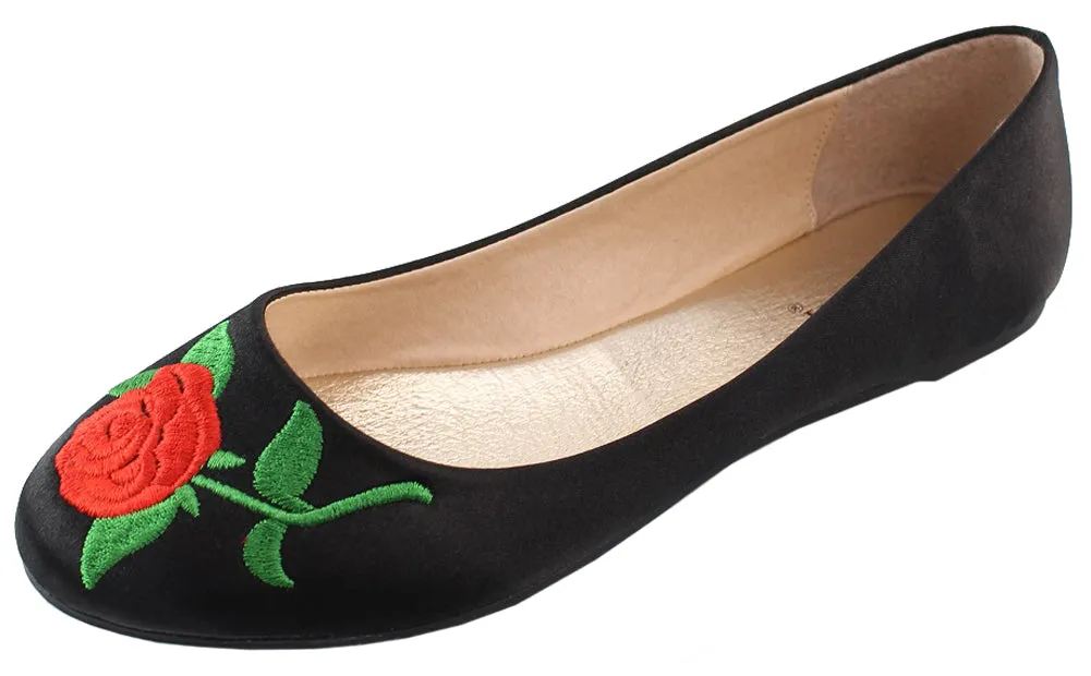 Elegant Footwear Women's Embroidered Rose Floral 90s Round Toe Ballet Flat