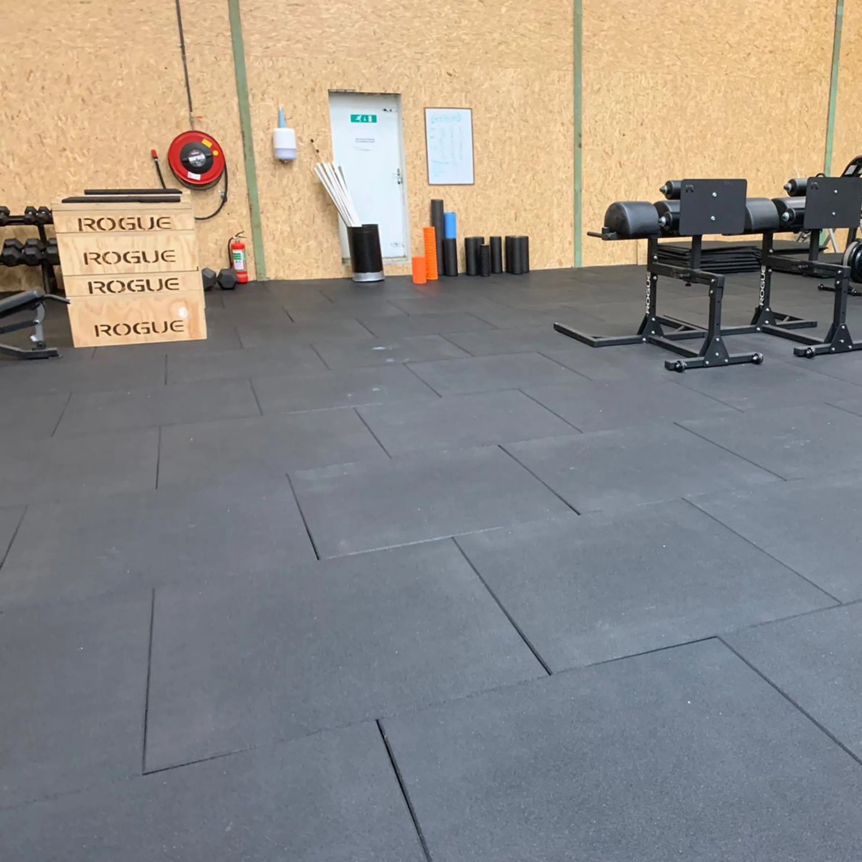 Flatline Pro Black Rubber Gym Flooring 1m x 1m x 15mm from Cannons UK, (bulk discounts available)