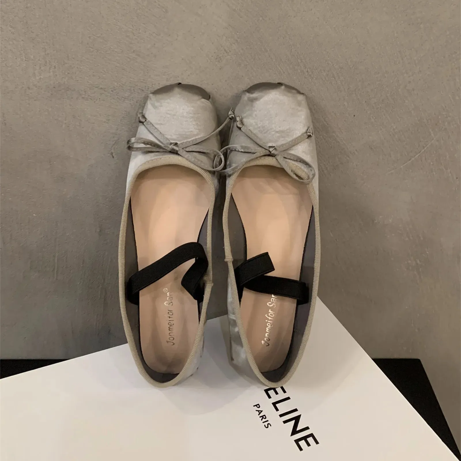 Hnzxzm Brand Luxury Satin Silk Ballet Shoes Woman Classic Square Toe Bowtie Elastic Band Ballerina Flats Ladies Soft Loafers M