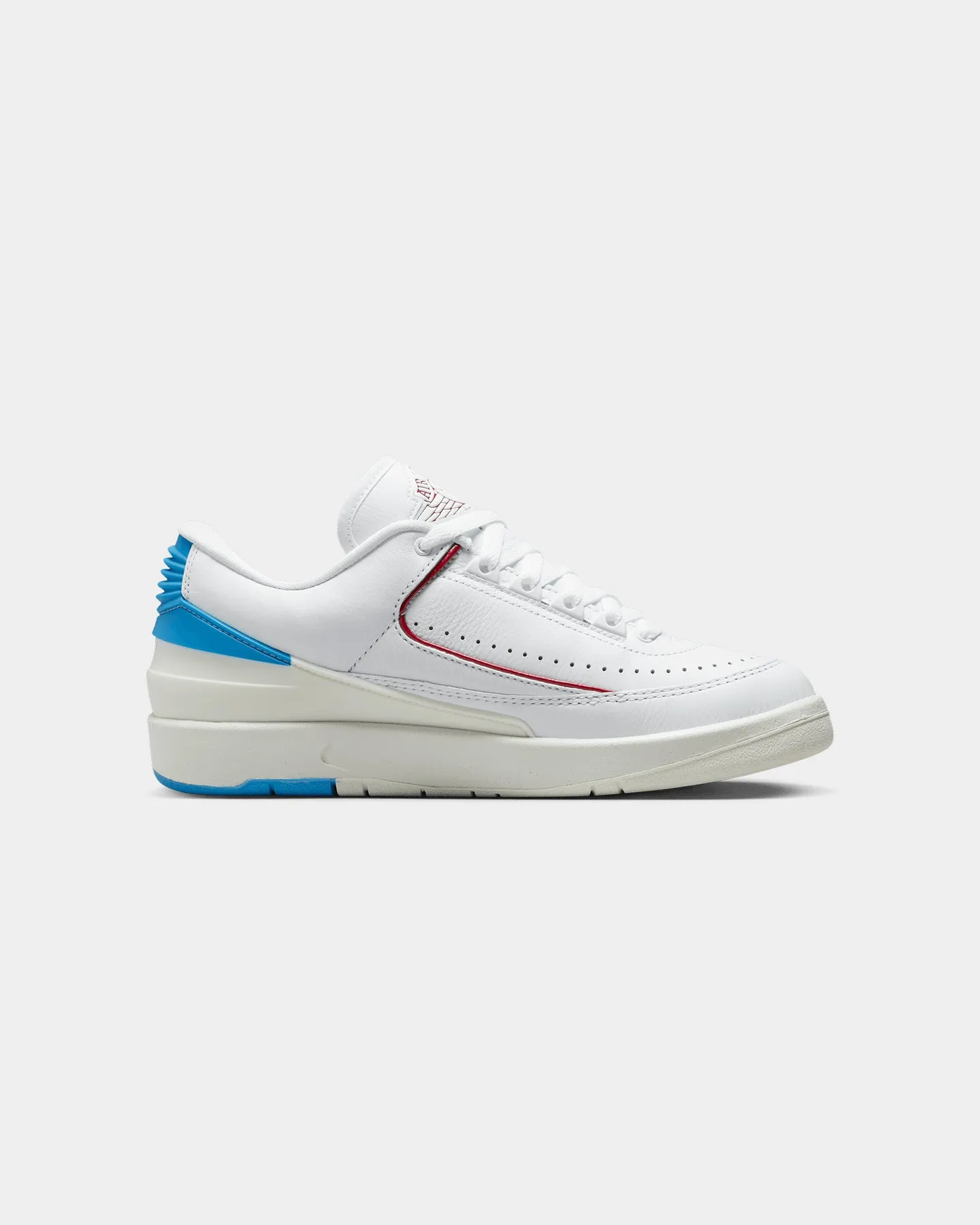 Jordan Women's Air Jordan 2 Retro Low "UNC To Chicago" White/Gym Red