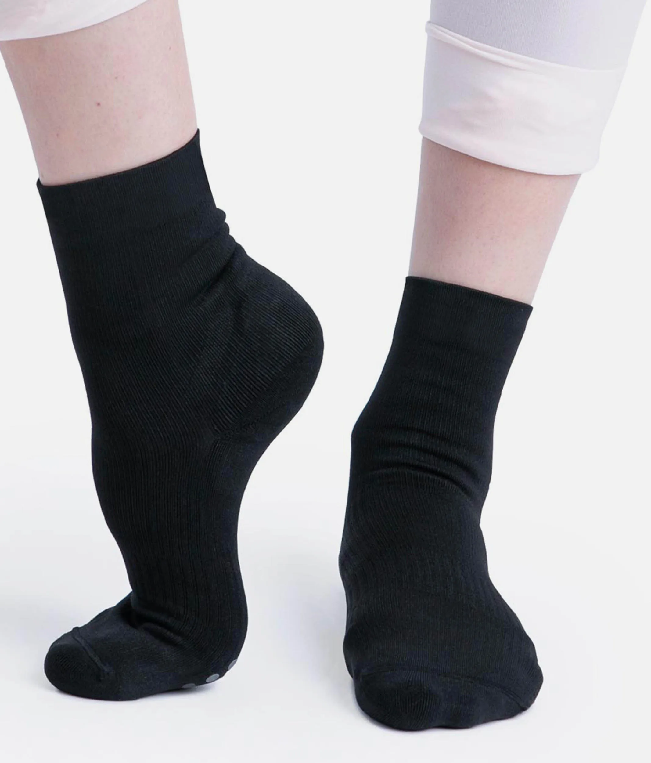 Lifeknit™ Dance Socks - H072