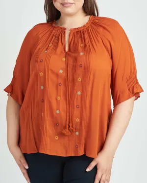 Maryum Embroidered Flower Top | UMBER