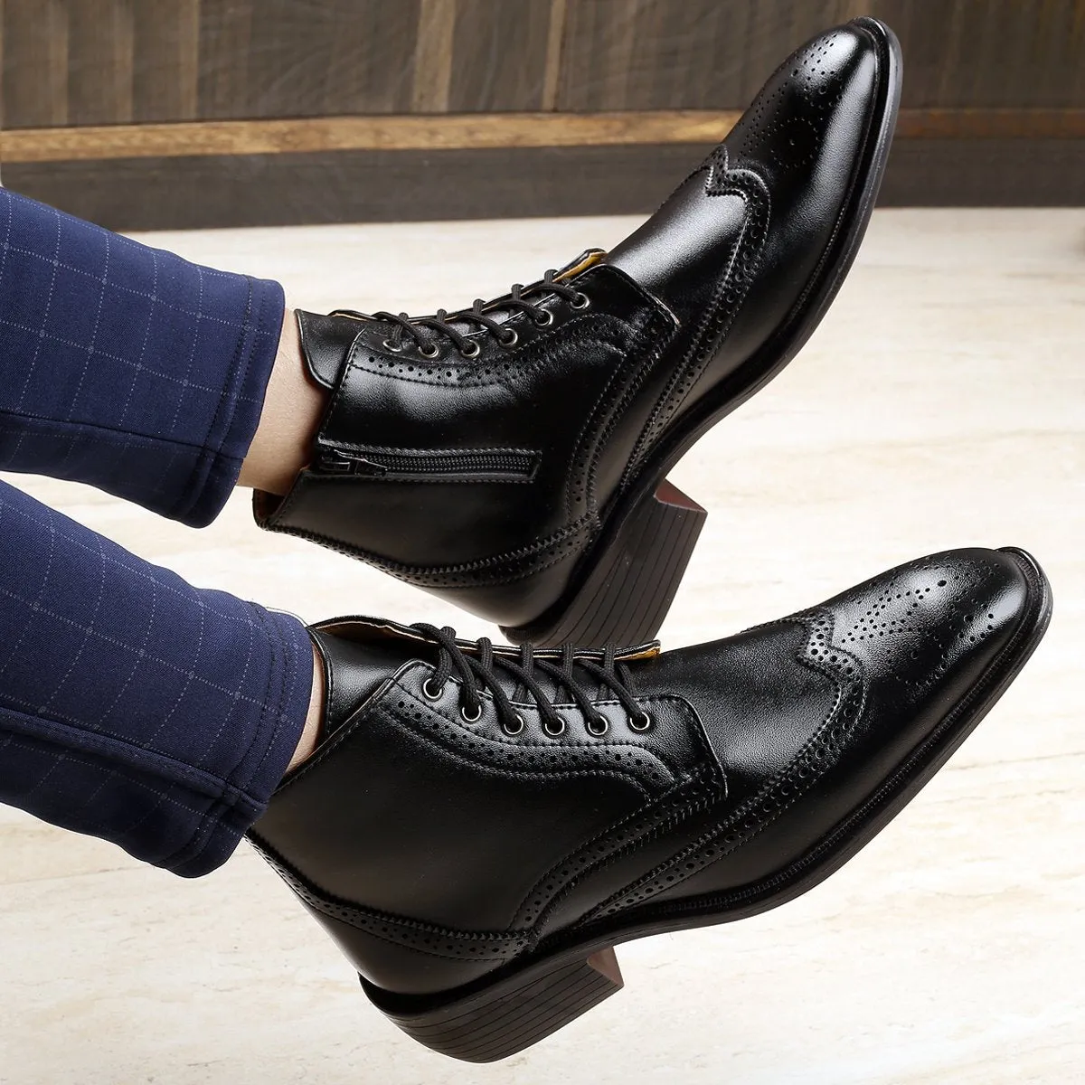 New Stylish And Comfortable Formal Office Wear Height Increasing Boots