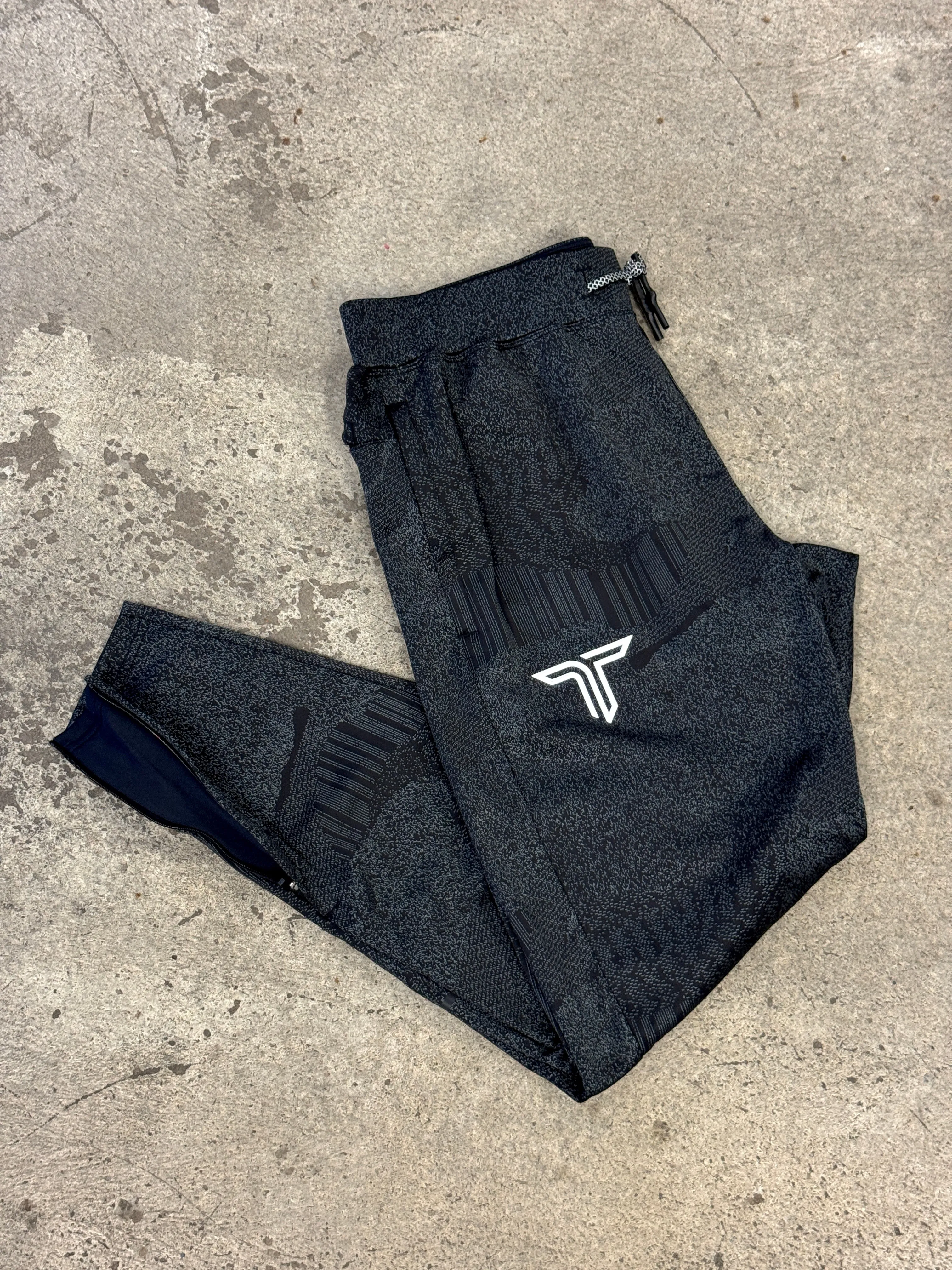 Night Vision Jogger - Black