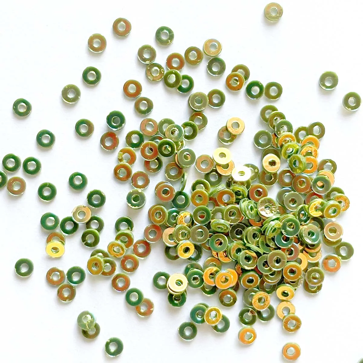 Sequins - Flat- Circle - 3mm - Green Gold with Copper Lights (S232)