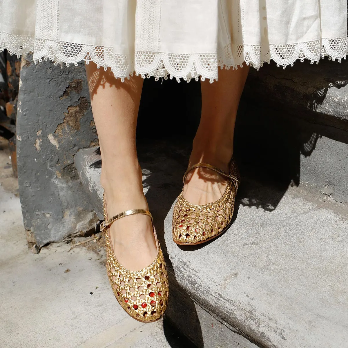 The Demi Jane - Gold Woven Leather