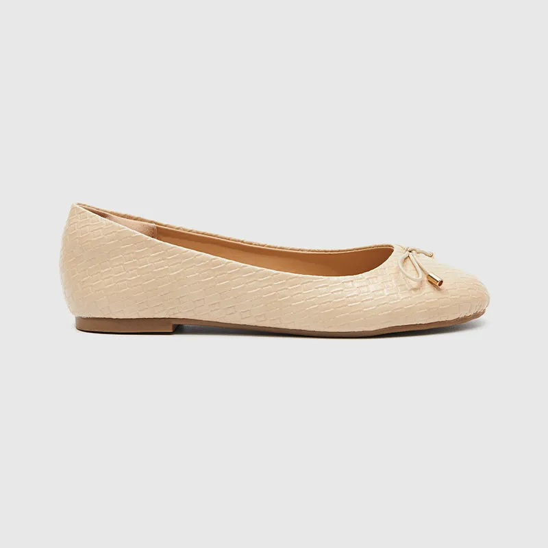 Toe Points Ballet Flats