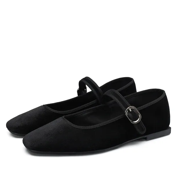 USS Shoes Pilar Women's Velvet Ballet Flats