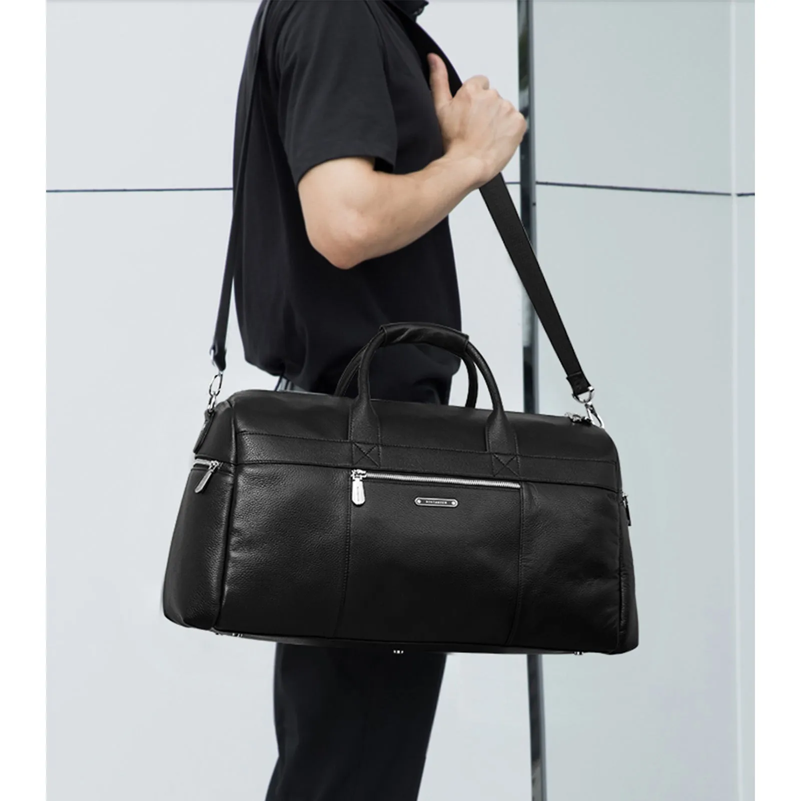 Vixen Upgrade Your Travel Style with our Designer Men's Duffle Bag