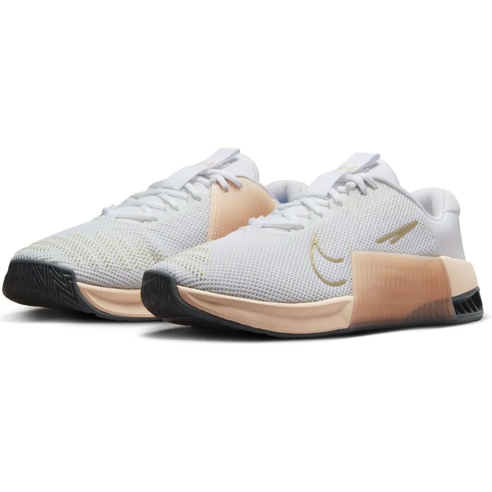 Womens Metcon 9 - White/Metallic Gold